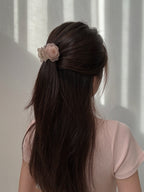Petit Rose Hair Claw in Pink
