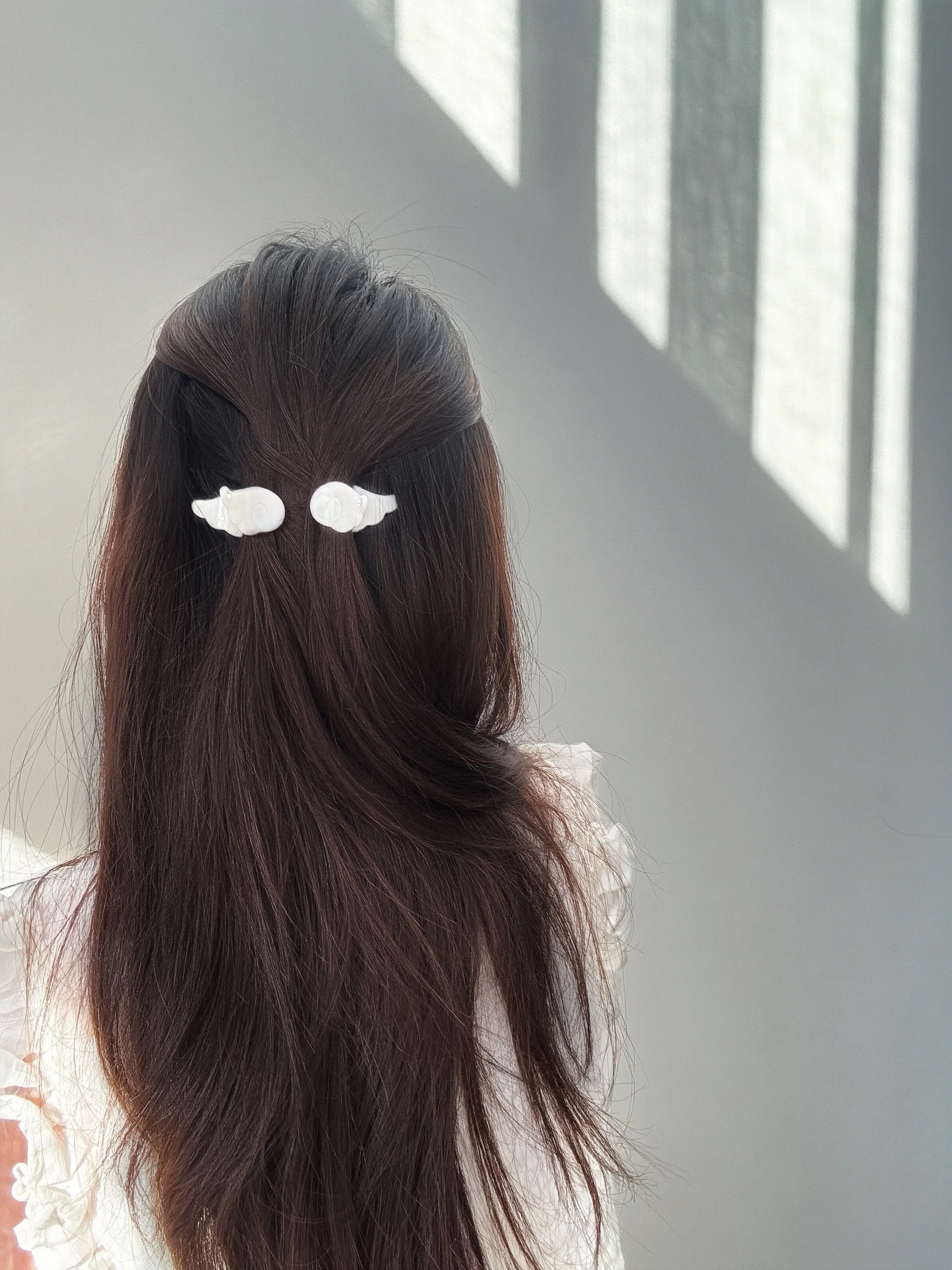 Everyday styling with Baby Wing clip – cute hair accessory for girls