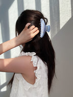 Back view lifestyle – Big Dipper Hair Claw in Blue for a casual chic look