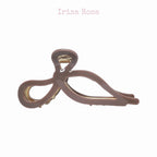 Khaki bow claw clip – stylish hair accessory for casual looks