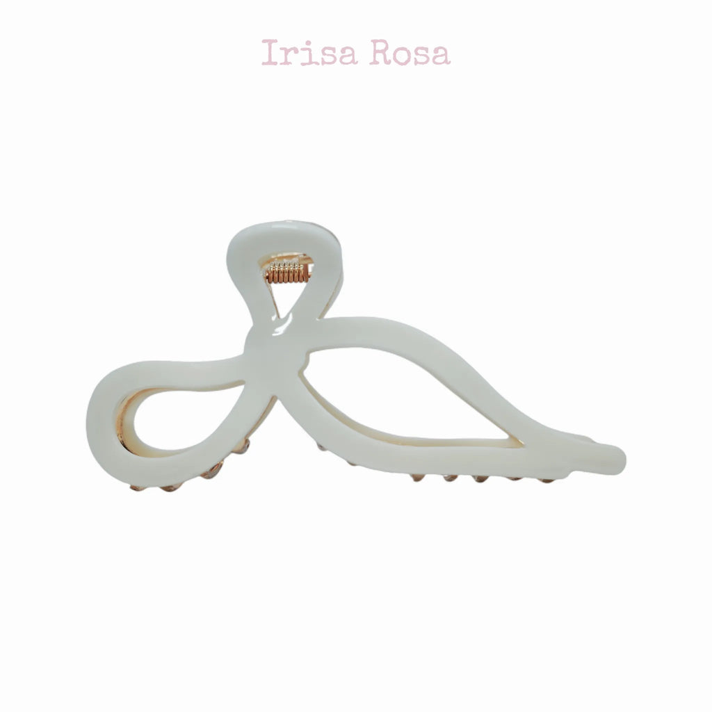 Pure White Bow Hair Clip – Elegant Hair Accessory for Women