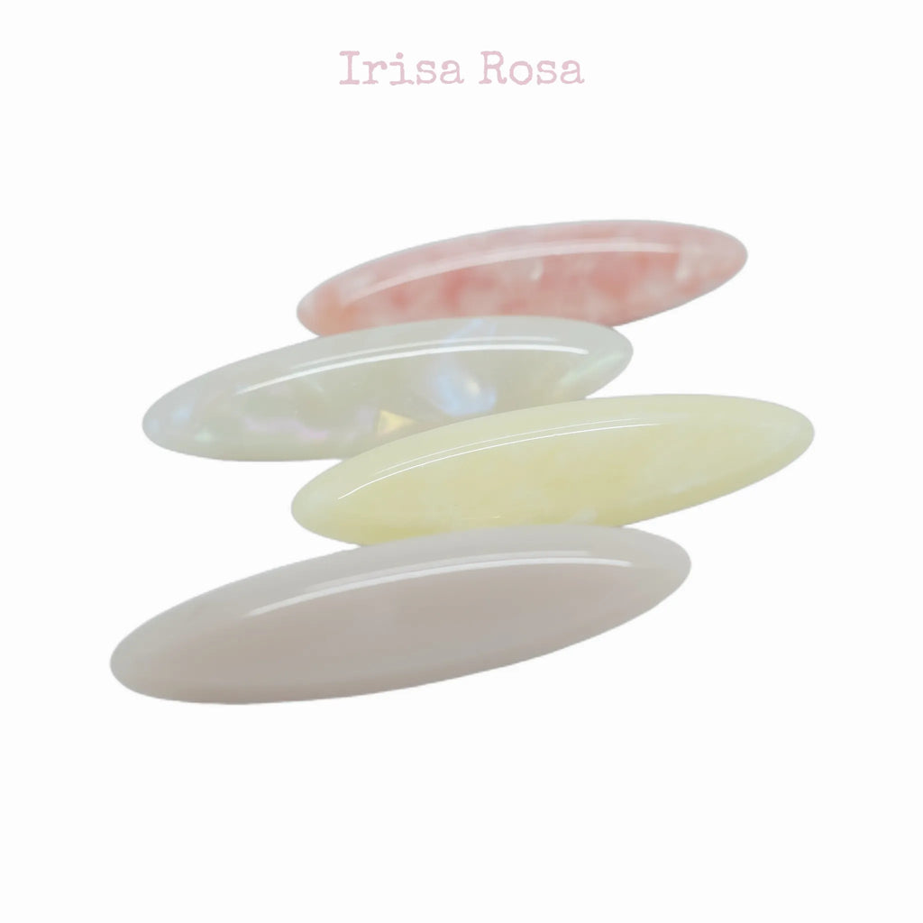 Pastel butter side clips – stylish barrettes for everyday hairstyles